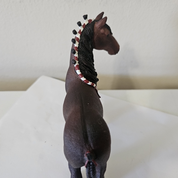 Schleich Clydesdale Bay Gelding Draft Horse 13808 - Picture 5 of 7